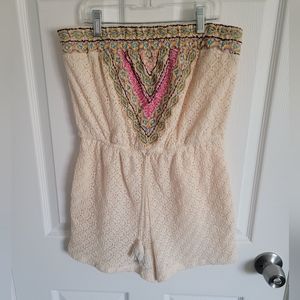 Xhilaration Cream strapless Romper Size M